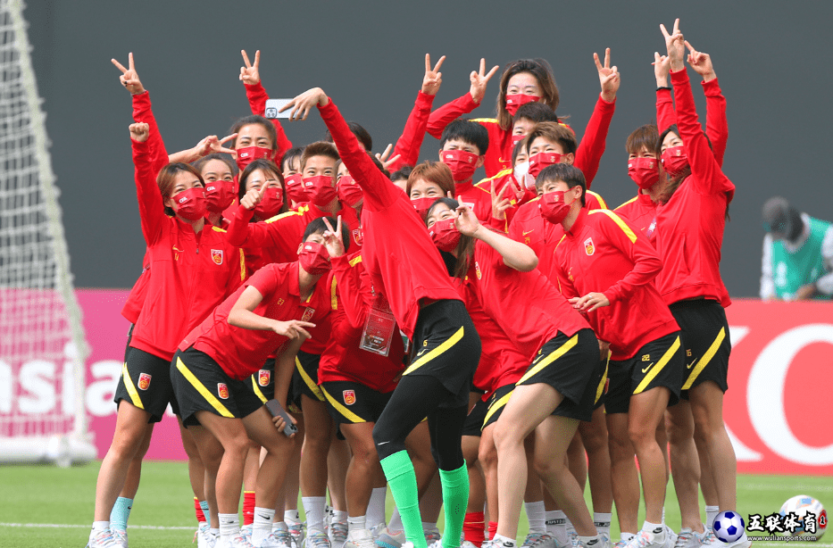 王霜7月10日归队，中国女足赛前“折腾”很有价值 ，小组出现又多一丝希望。