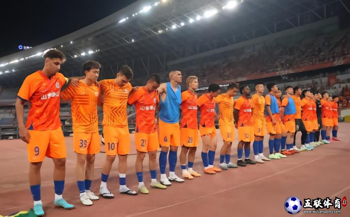 深度分析：解决4点隐患，泰山队可逆袭上港，登中超冠军。