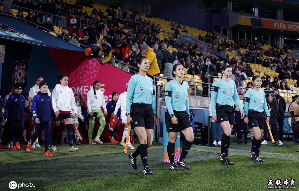 女足世界杯：中国裁判亮相，四川教师谢丽君迎来世界杯首次执法。