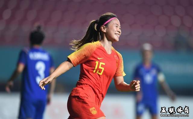 名记力挺水庆霞:女足国脚比教练强势，教练可以换但是好球员太少。