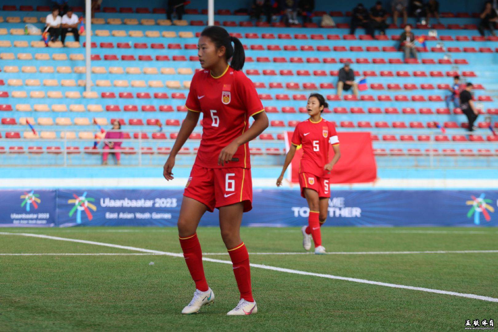 4-1！中国女足又赢了，以小打大取胜，2胜1负夺亚军，轰15球丢3球。