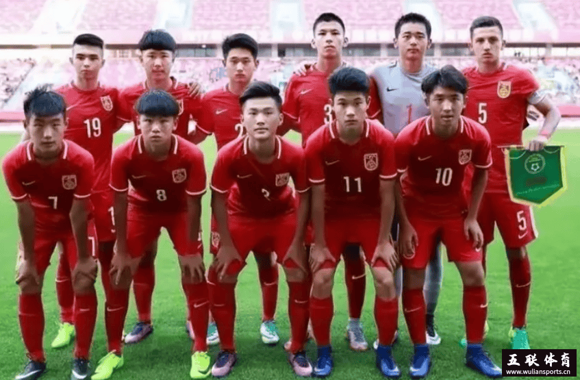 3-1，爆大冷！中国队爆发，再胜韩国队，国产C罗连过7人轰世界波