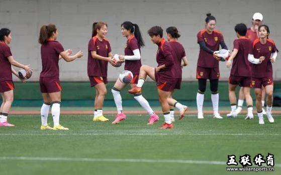 新华社：中国男女足双双缺席奥运会，要在未来迎头赶上！