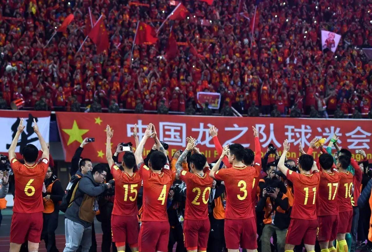 国足冲击18强赛：梦想与挑战并存，18强赛面对所有对手，我们该何去何从？胜负已注定。