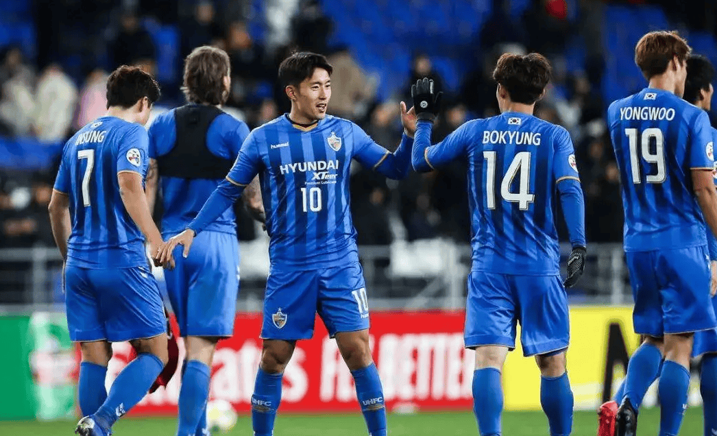 周三001韩总杯：蔚山现代vs光州FC，胜负比分预测，主场作战势必拿下对手，信心指数99%