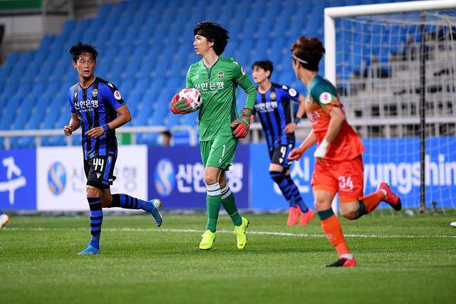 周五002韩职：光州FC VS 浦项制铁，胜负比分预测，韩职联焦点战前瞻。