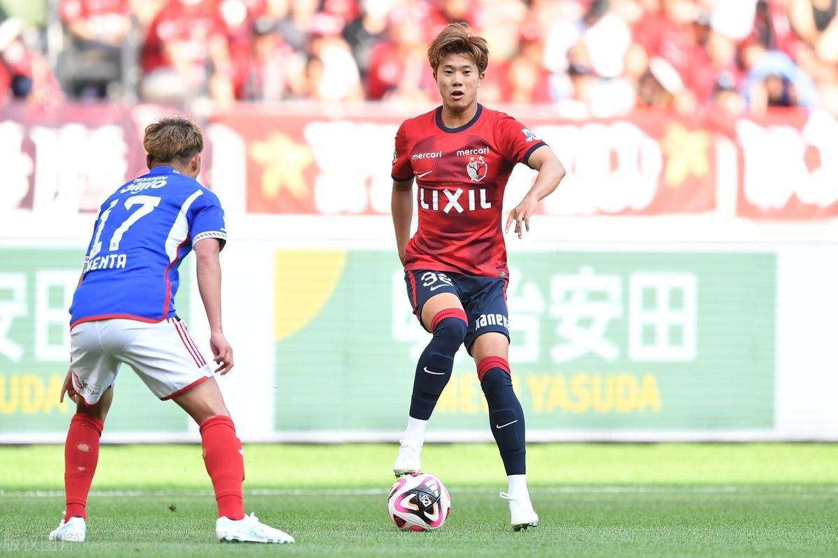 周六001日职：鹿岛鹿角VS福冈黄蜂，鹿岛鹿角主场力争胜拿3分！