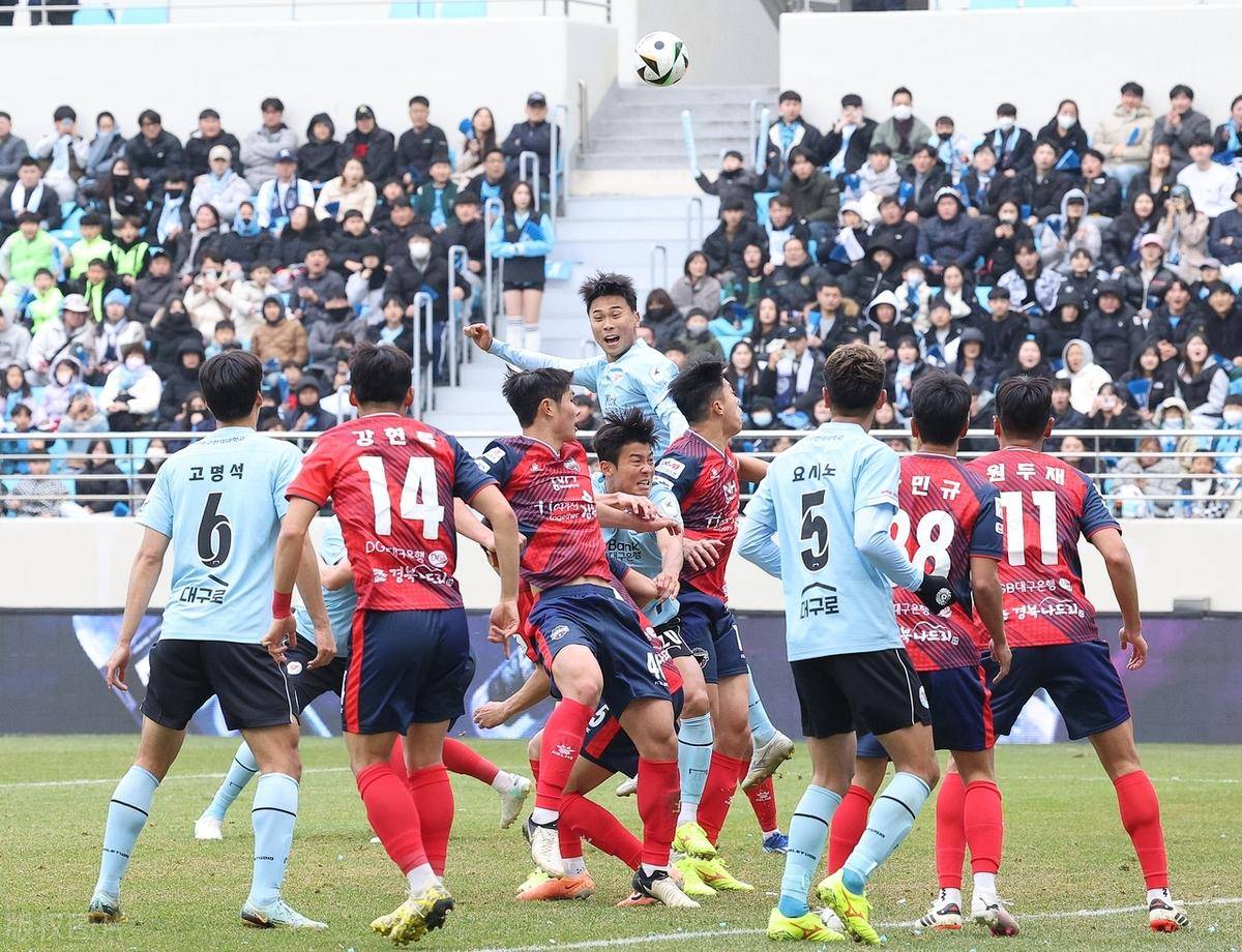 周六001韩职：江原FCVS金泉尚武，韩职对决的火花碰撞！