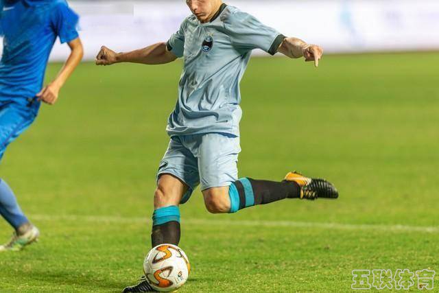 周三013亚洲杯：澳大利亚U20VS日本U20，谁能更胜一筹？